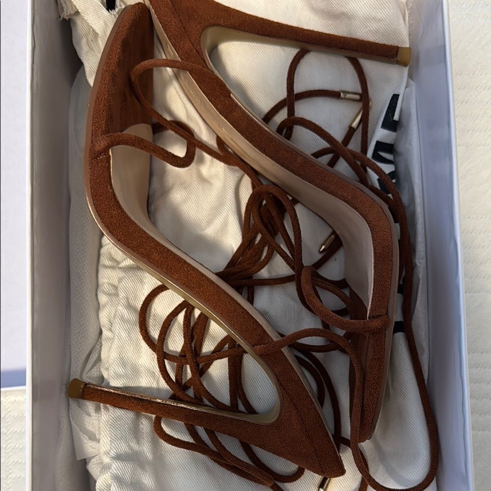 Femme LA Barely There Lace Up Heel Choco - Picture 2 of 4